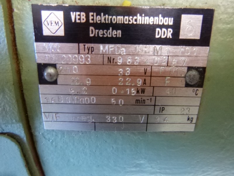 DC motor VEM MFCa 132M1-F01( MFCa132M1-F01 )  TGL 29993 ( TGL29993 ) Tachogenerator: ELMO HARTHA Typ 1633.1 Fremdbelüftung: ELMO BARLEBEN Typ 1255.1 unbenutzt ! photo on Industry-Pilot